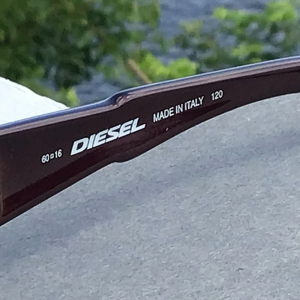 Diesel sleek wraparound